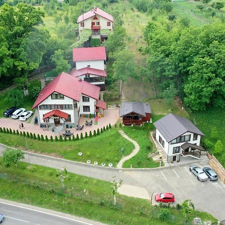 Stejarul Lui Andrei Hotel Izvoarele  Exterior photo